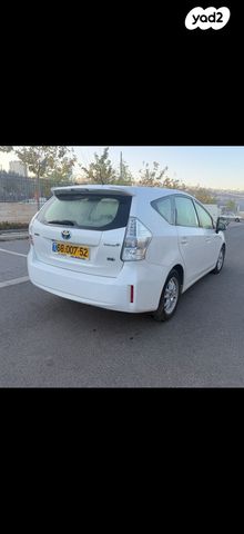 טויוטה פריוס פלוס