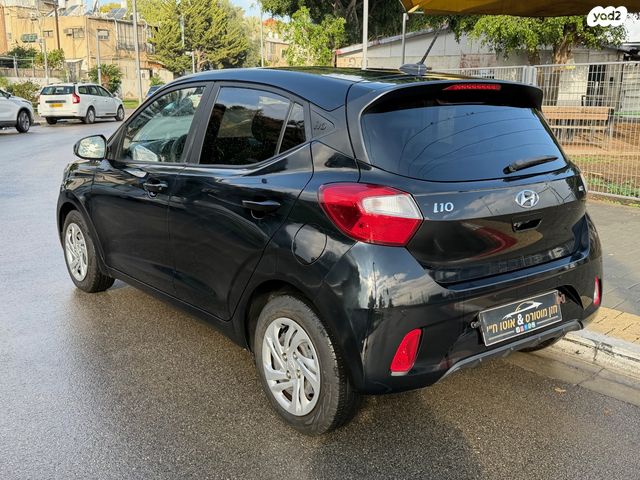 יונדאי i10