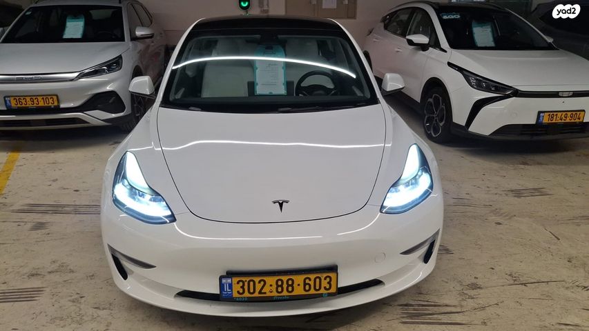טסלה מודל 3