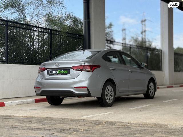 יונדאי אקסנט i25