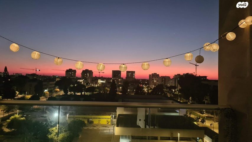 נתן אלתרמן 25