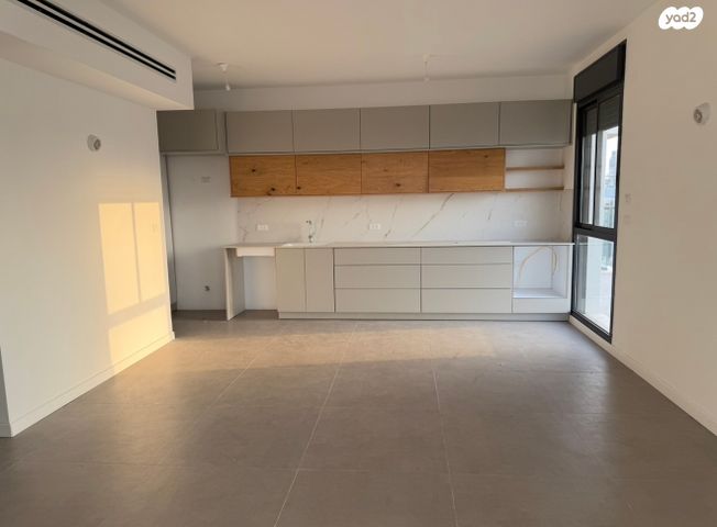 דירה, המעיין 39, ארלוזורוב, גבעתיים