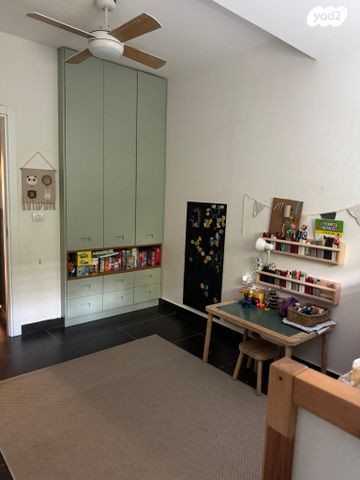 דירת גן, הפלמ"ח 1, הל"ה, גבעתיים