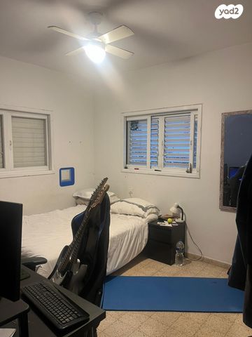 דירה, מוצא 12, מרום נווה, רמת יצחק, רמת גן