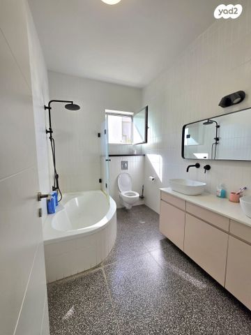 דו משפחתי, הארבל 37, אורנית, אורנית