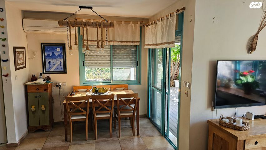 בית פרטי/ קוטג', זמיר 8, צעירה, כפר ורדים