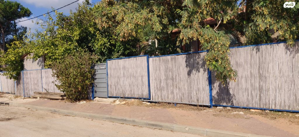 בית פרטי/ קוטג', האלומה 16, ריחן, ריחן