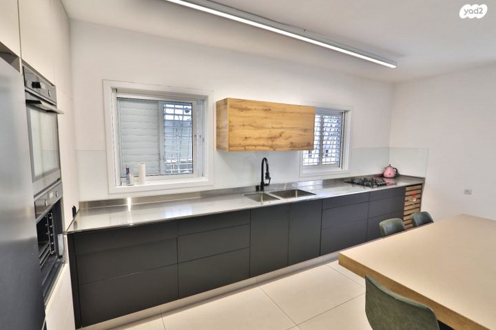 דירה, הנוטר 21, אבני חן, רחובות