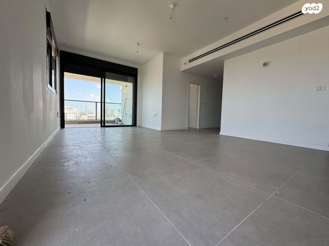 דירה, המעיין 39, ארלוזורוב, גבעתיים