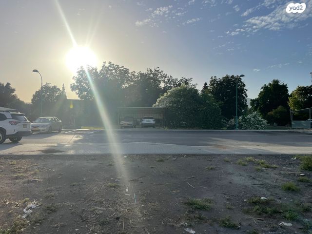 מגרשים, אשדות יעקב מאוחד 1, אשדות יעקב מאוחד, אשדות יעקב מאוחד