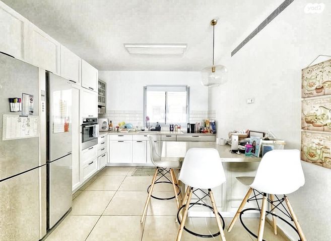 דירה, האימהות 10, סביוני נצר סירני, נס ציונה