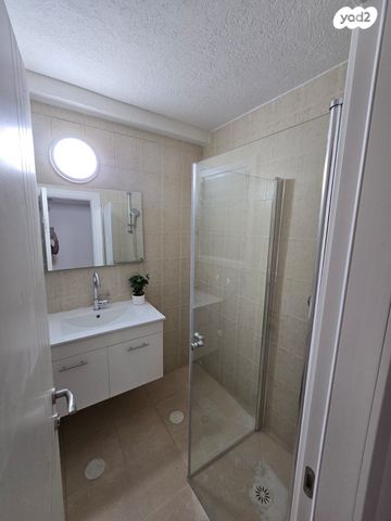 דירה, שדרות הרצל 503, שיכון שלוש קומות, דימונה