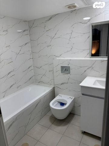 דירת גן, הגפן 3, כרמי הנדיב, אחוזת רוטנר, קרית מלאכי