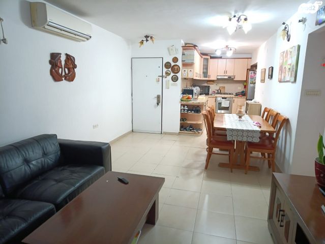 דירה, יעקב סלע 2, ניר אביב, תל אביב יפו