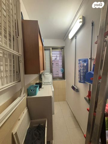 דירה, שדרות בר אילן 2, לב העיר, בת ים