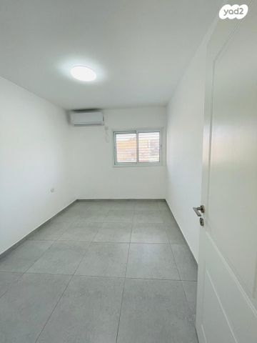 דירה, השלווה 1160, נאות קטיף, דימונה