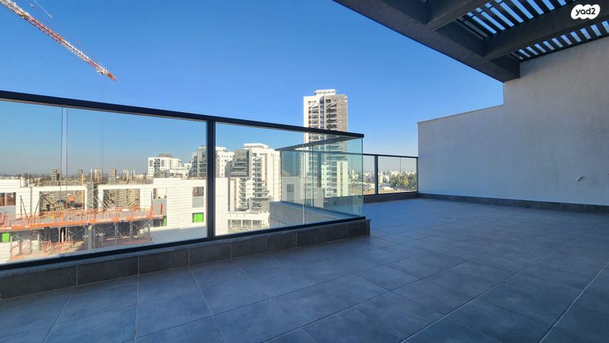 גג/ פנטהאוז, הגפן 1, כרמי הנדיב, אחוזת רוטנר, קרית מלאכי