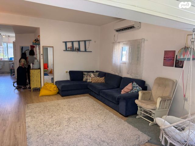 דירה, משה שרת 39, שכונת בן גוריון, מרכז העיר ג', רמת גן