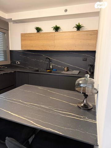 דירה, הגפן 4, כרמי הנדיב, אחוזת רוטנר, קרית מלאכי