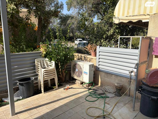 דירת גן, משעול הקורא 10, שאר העיר, עומר