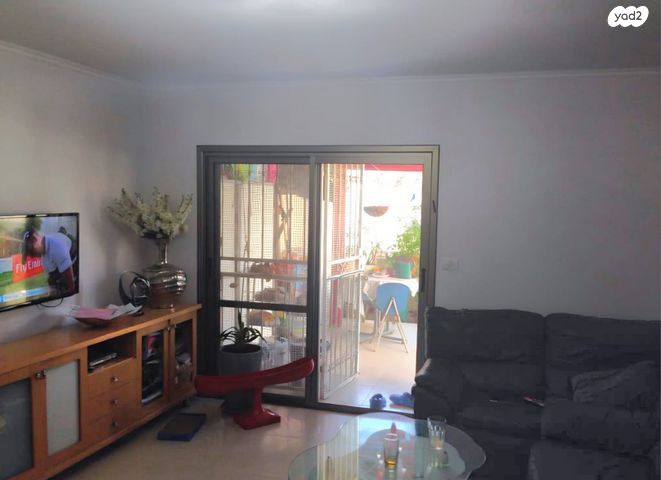 אהרון לובלין 26