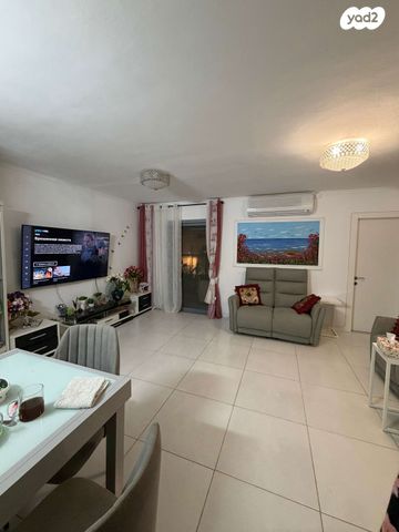 דירה, דרך שרה 4, רמת צבי, זכרון יעקב