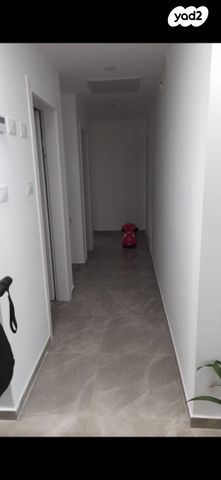 דירת גן, קטיף 28, נתיבות מערב, נתיבות