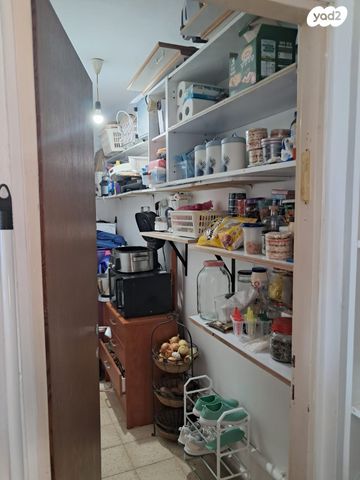 דירה, שקד 5, מורדות טבריה, טבריה