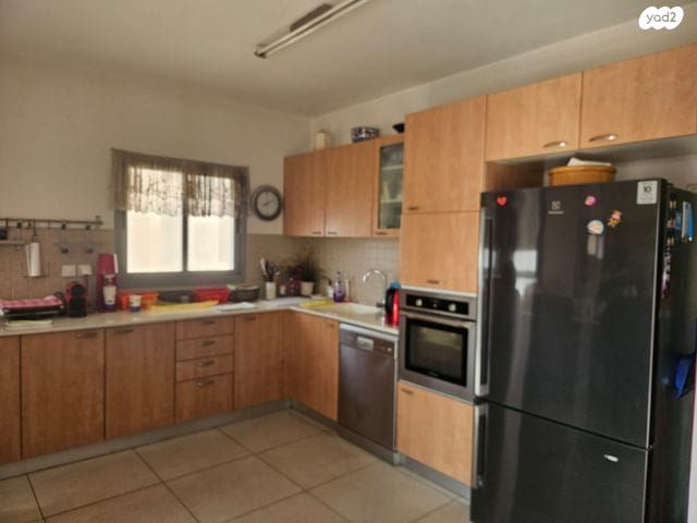 שדרות לוי אשכול 114