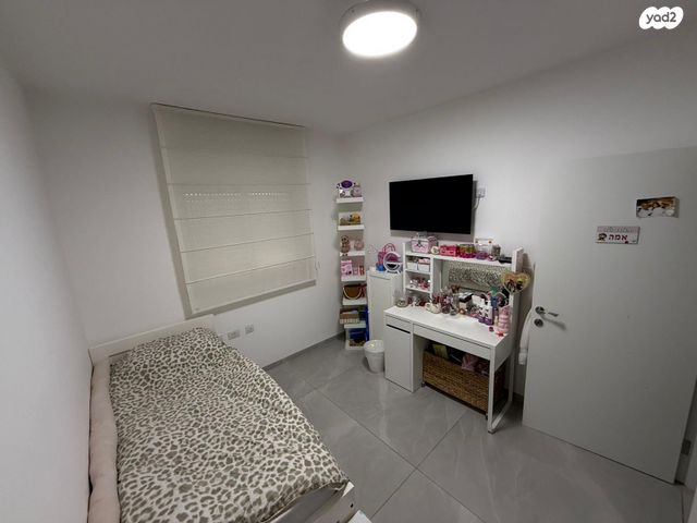 דירה, חודשי השנה 6, העונות - בבניה, רובע 11, אילת