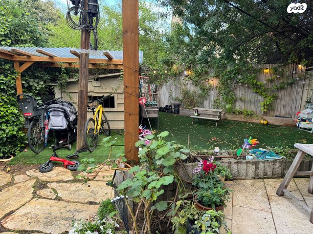 דירת גן, הפלמ"ח 1, הל"ה, גבעתיים