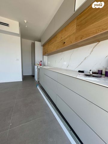 דירה, המעיין 39, ארלוזורוב, גבעתיים