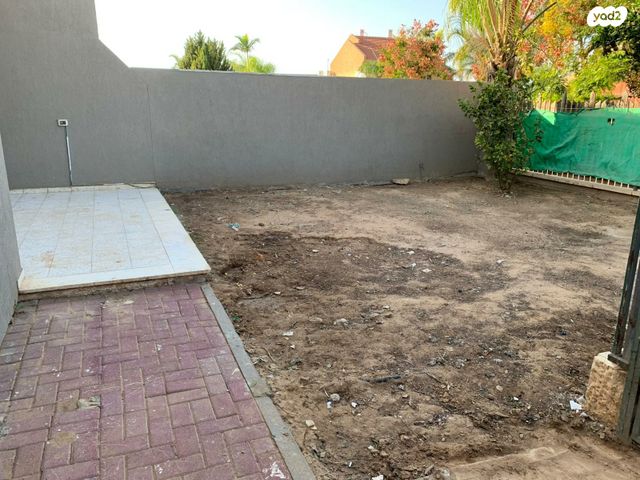 בית פרטי/ קוטג', הגנה 9, קרית מנחם בגין, נתיבות