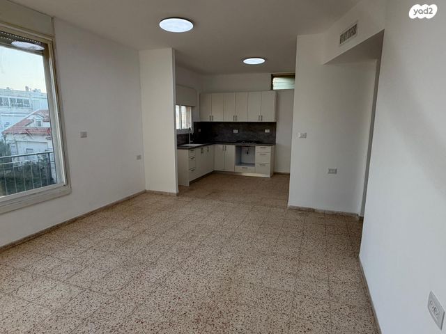 דירה, ציון 15, נווה שאנן, חיפה