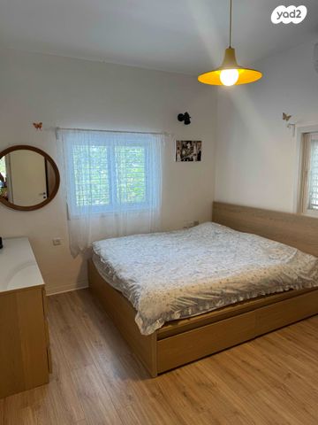 דירה, משה שרת 39, שכונת בן גוריון, מרכז העיר ג', רמת גן