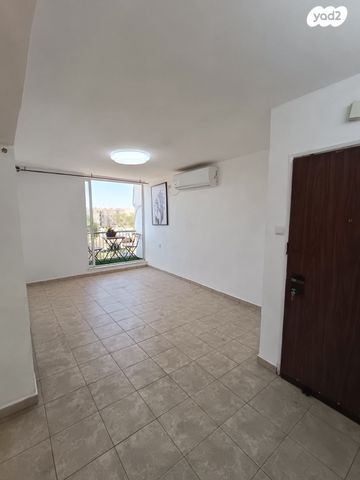 דירה, מרחבים 1329, נווה גן, דימונה