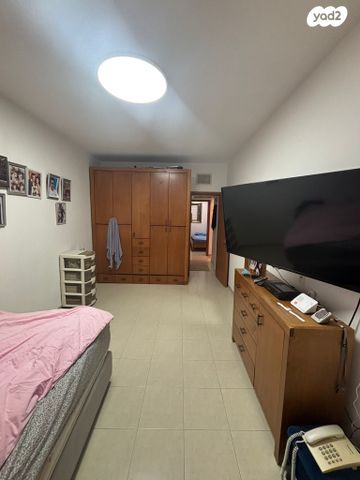 דירה, שדרות בר אילן 2, לב העיר, בת ים