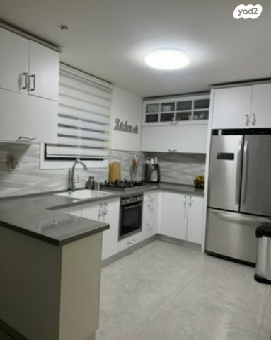 רות שפירא סמילן 17