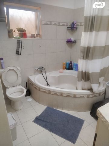 דירת גן, בורוכוב 27, שכונה א', באר שבע