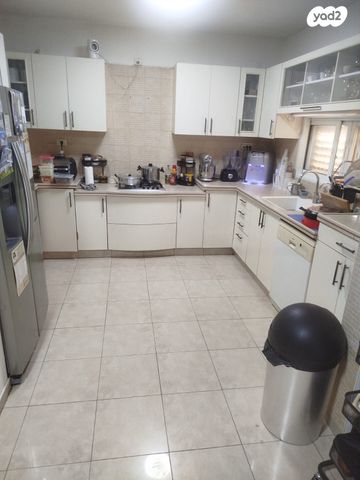 דירת גן, בורוכוב 27, שכונה א', באר שבע