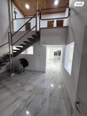 בית פרטי/ קוטג', בנטל 11, גמלא, קצרין