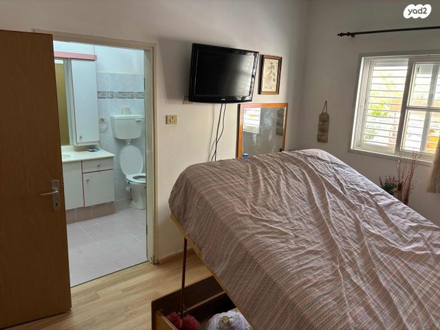 דירת גן, משעול הקורא 10, שאר העיר, עומר