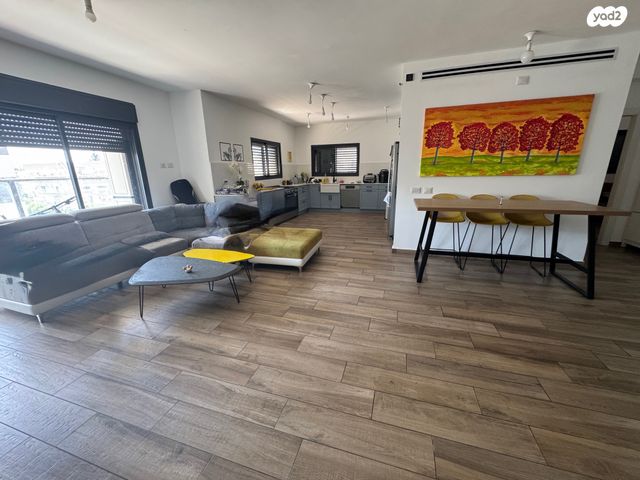 דירה, הביטחון 1, קיראון, קרית אונו