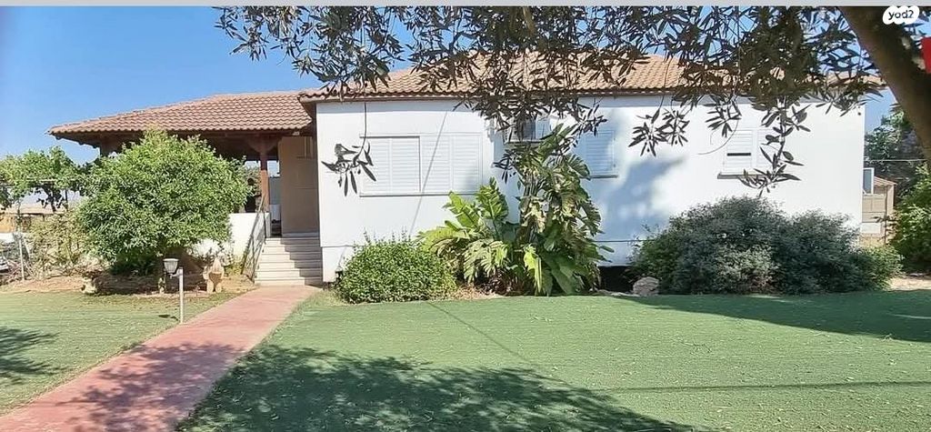 משק חקלאי/ נחלה, הסייפן 29, רנן, רנן