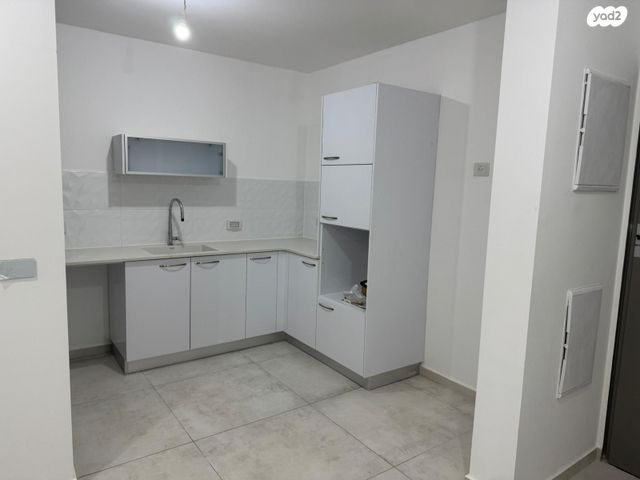 דירת גן, הגפן 3, כרמי הנדיב, אחוזת רוטנר, קרית מלאכי