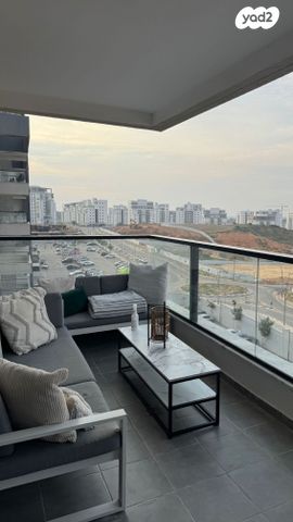 דירה, הרב אבא אבוחצירה 11, שדרות בפארק, שדרות