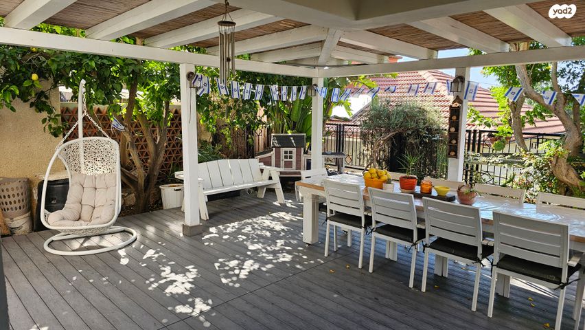 בית פרטי/ קוטג', זמיר 8, צעירה, כפר ורדים