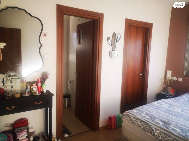 דירה, דוד טבצ'ניק 11, נווה גן, פתח תקווה