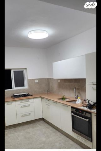 דירה, וייצמן 32, עמידר, בת ים