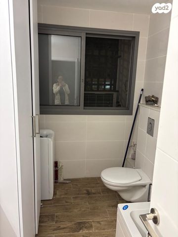 דירה, הרצל 126, עין שרה, נהריה